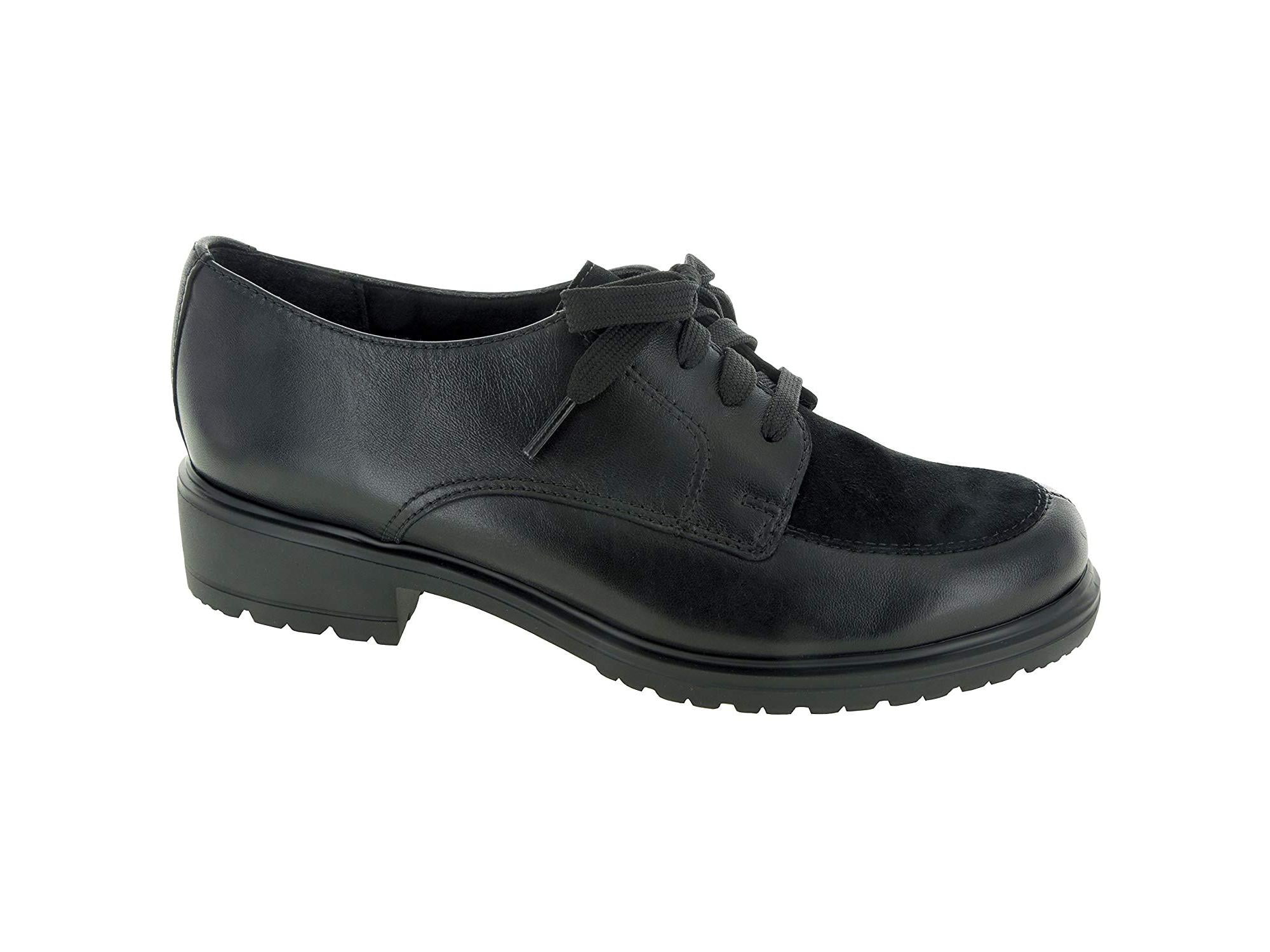 munro navy shoes