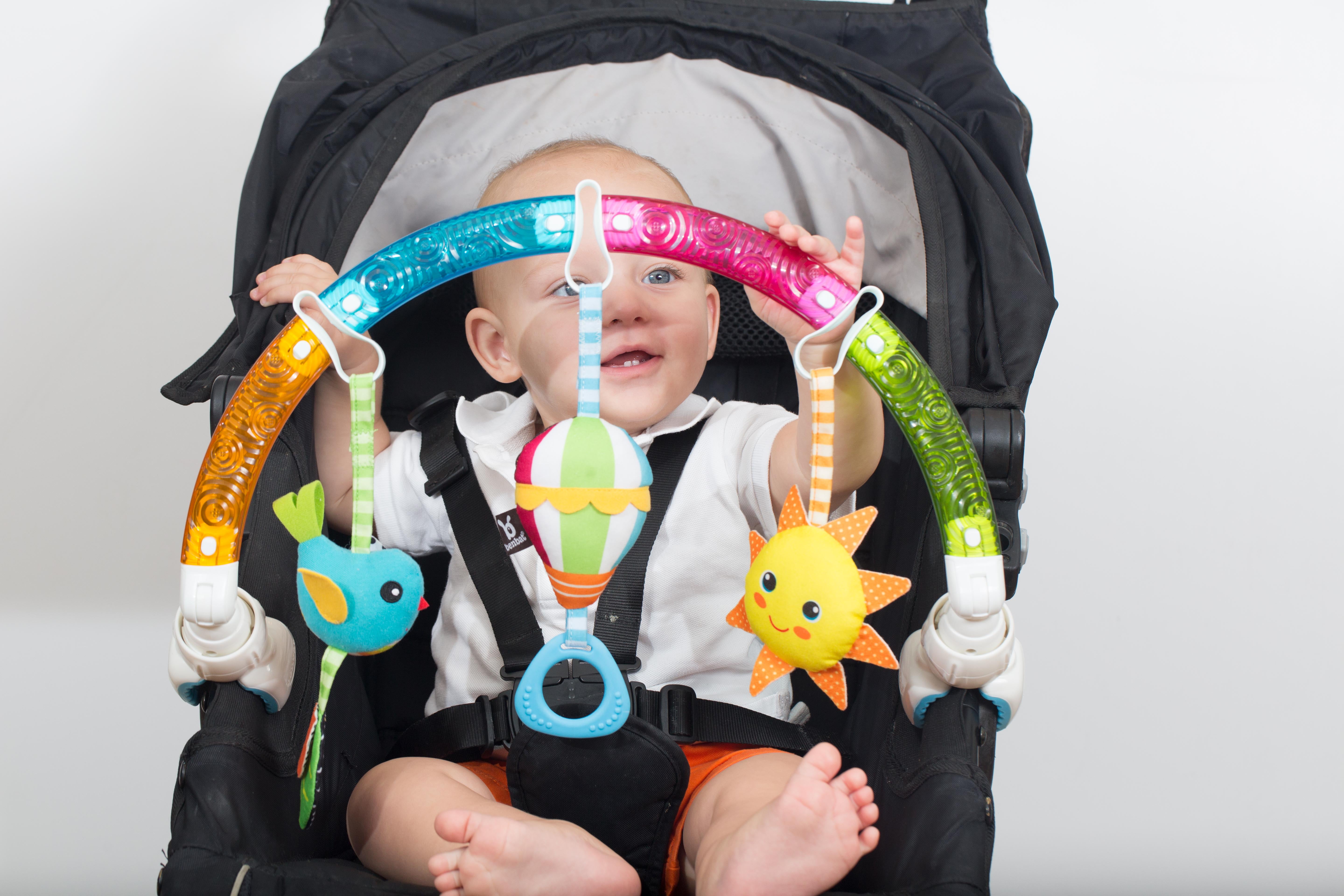 BenBat Dazzle Friends Rainbow Stroller 