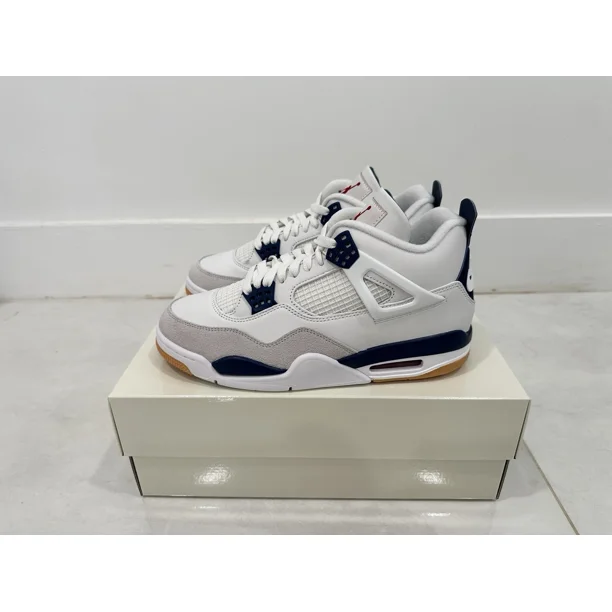 Ni - ke Authentic Air Jordan 4 Retro SB Navy DR5415-100 Men's Size 8.5