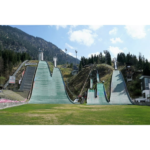Oberstdorf Allgaƒae A A Aƒa Sa A U Ski Jump Ski Sport Concrete Hill 20 Inch By 30 Inch Laminated Poster With Bright Colors And Vivid Imagery Fits Perfectly In Many Attractive Frames Walmart Com Walmart Com