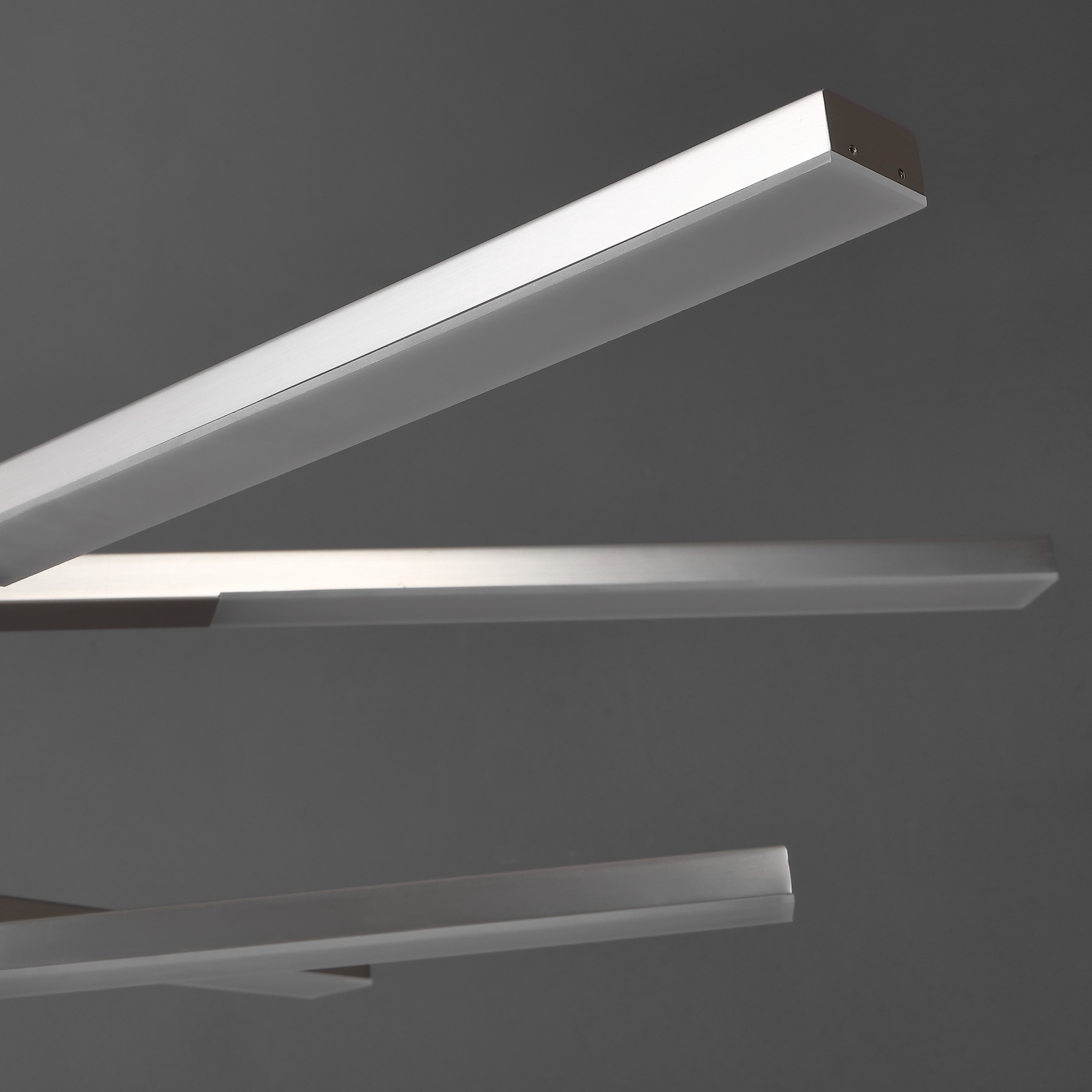 Safavieh Oswalt 8-Light Modern Nickel Chandelier