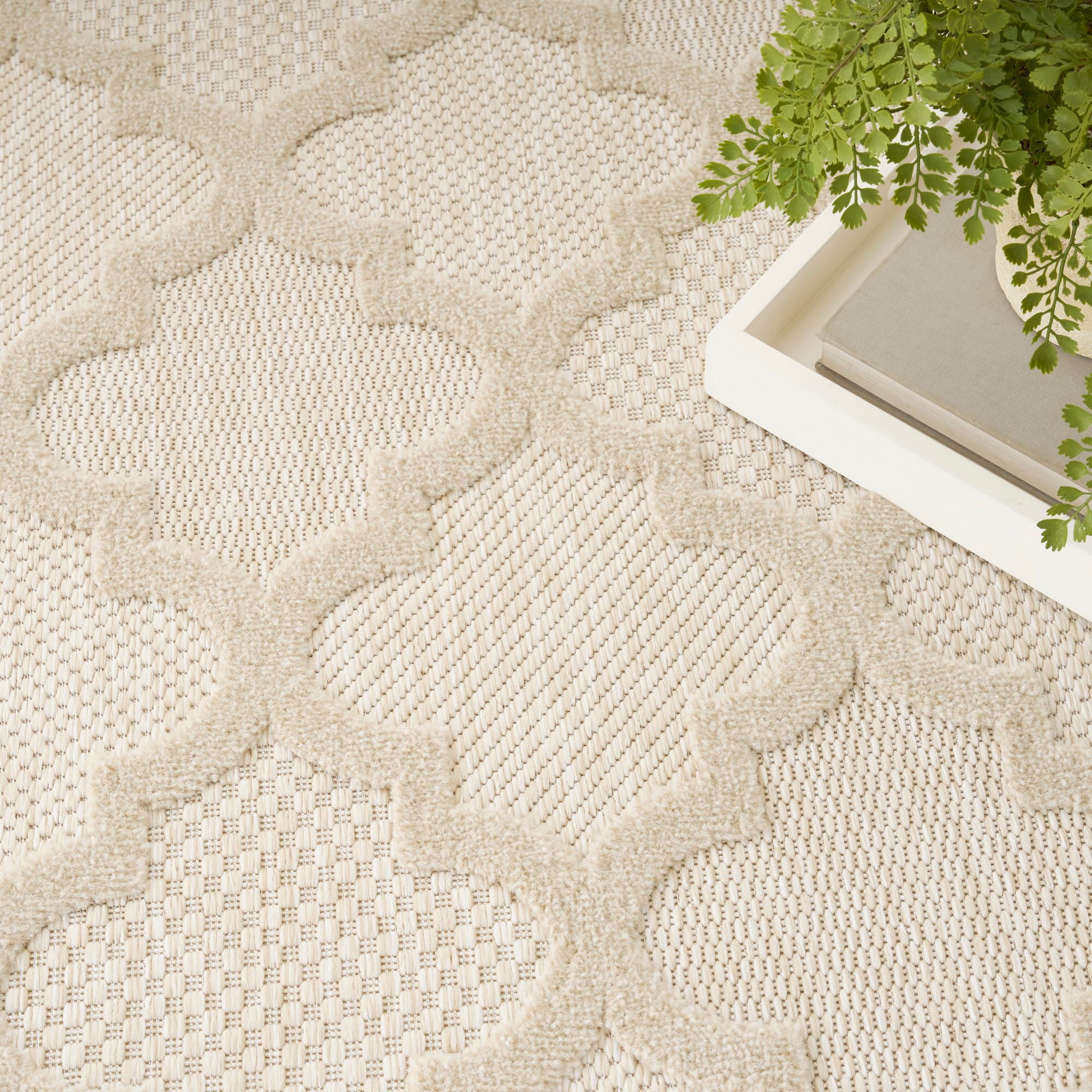 Nourison Easy Care 5' x 7' Cream Modern Flatweave Indoor/Outdoor Rug