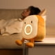 thumbnail image 2 of Luz de noche LED para pan tostado, luz de noche con atenuación temporizada y carga USB, soporte creativo para teléfono móvil, luz de alarma de peluche, 2 of 5