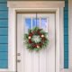 thumbnail image 1 of ¡Oferta Exclusiva!, Corona navideña para puerta de entrada, corona navideña con bayas rojas, corona artificial de abeto para uso en interiores y exteriores, decoración navideña Akmoler, 1 of 6
