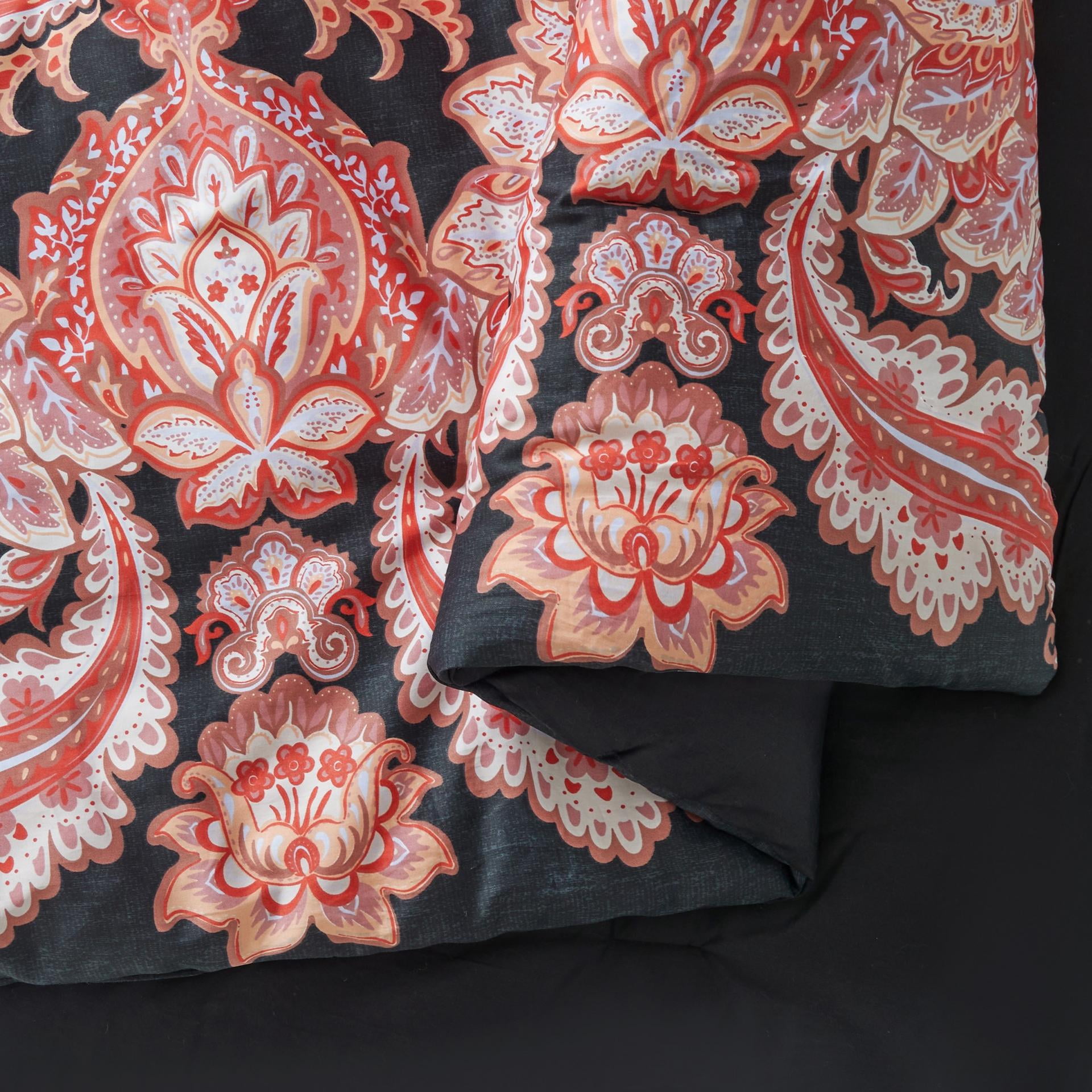 Rhapsody 2-Piece Medallion Reversible Comforter Set - Twin/Twin XL, All Ages
