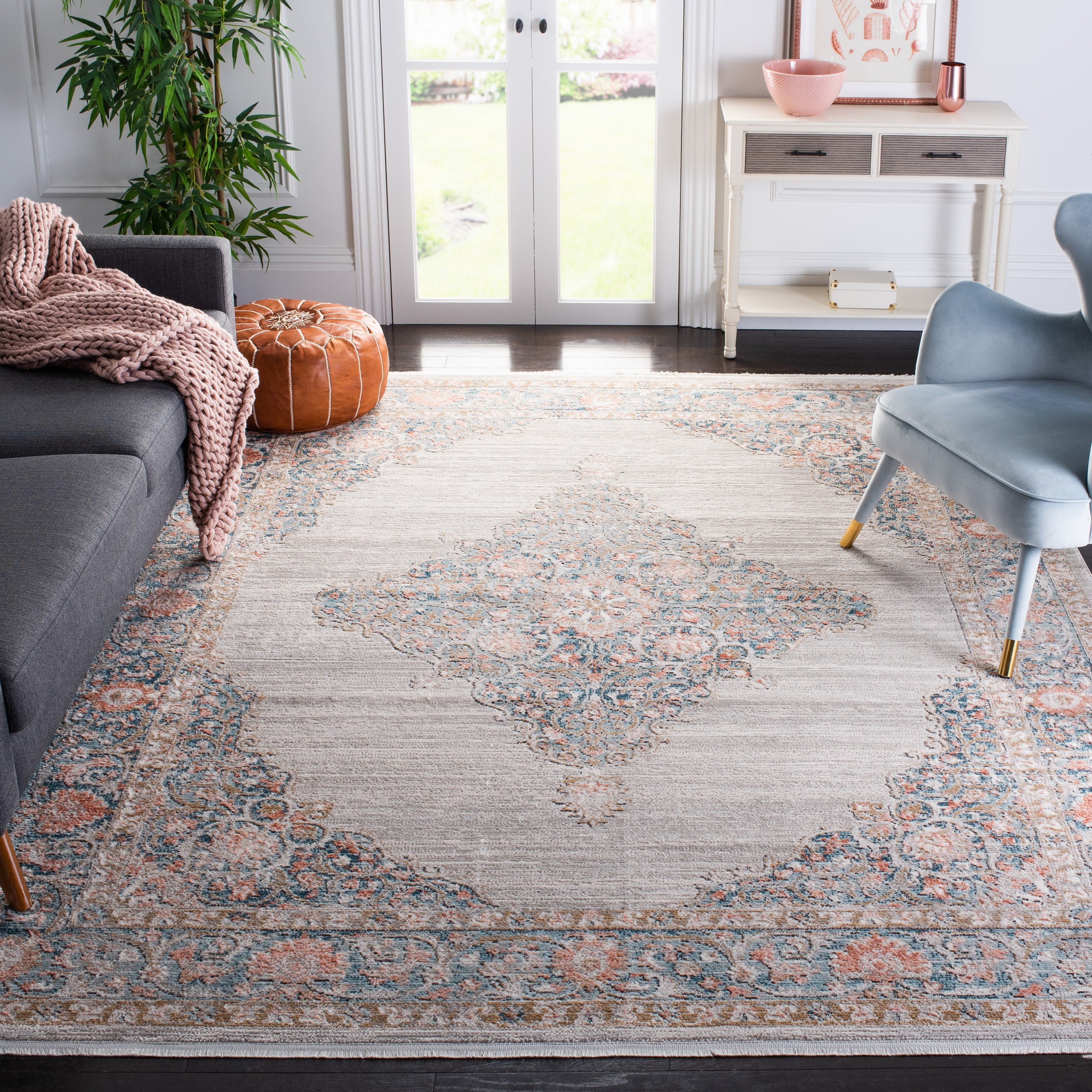 SAFAVIEH Shivan Quinlan Traditional Distressed Area Rug, Grey/Rose, 10' x 14'