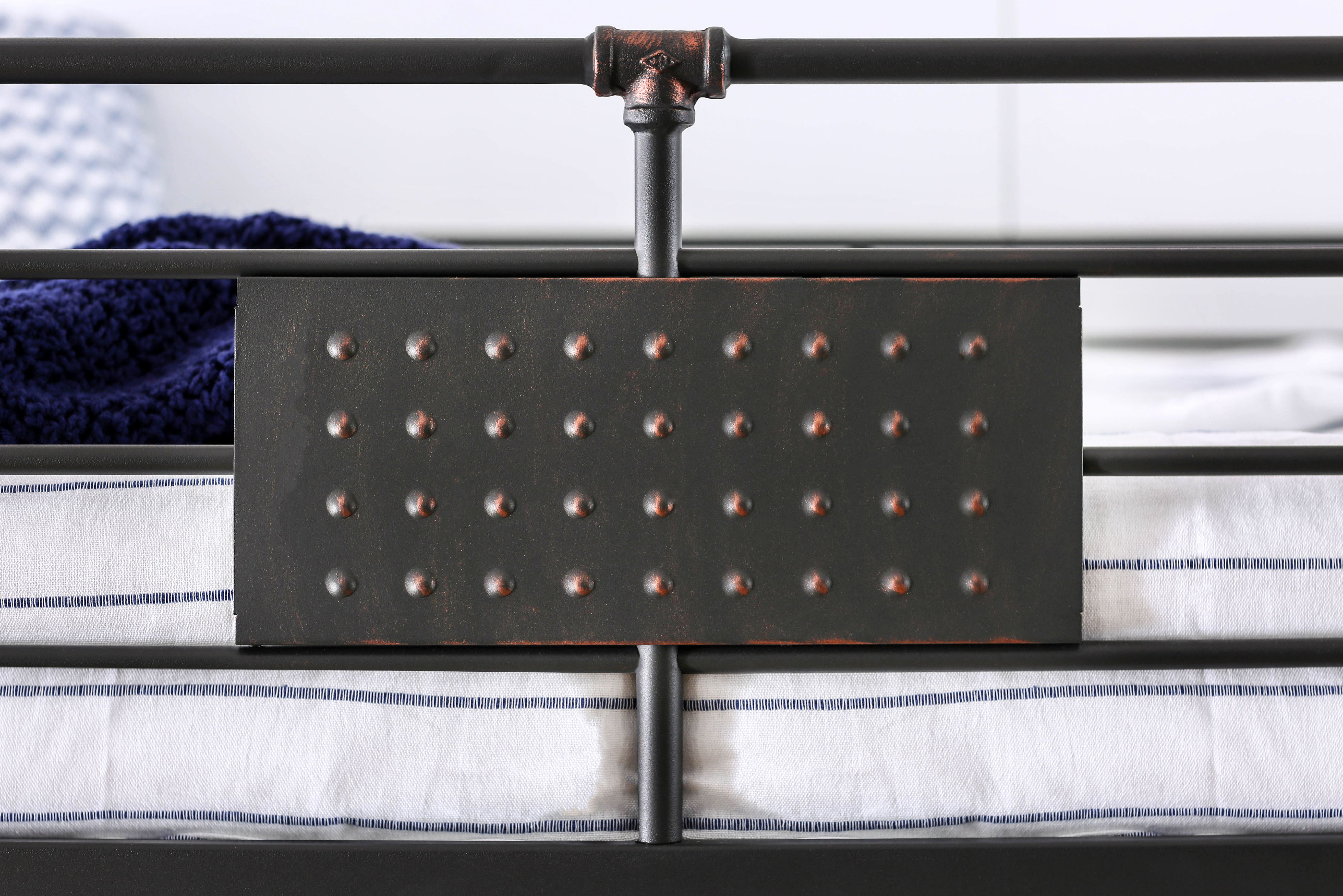 Furniture of America Seanze Metal Antique Black Twin/Twin Kids Bunk Bed