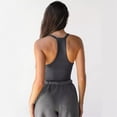 thumbnail image 4 of Camiseta sin mangas acanalada con cuello en V para mujer, ropa básica informal, Tops ajustados de punto en negro, blanco y gris, primavera y verano, 2024, 4 of 5