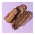 thumbnail image 4 of Bronceador Essence Baby Got Bronze brillante en barra Color 10 Golden Hour 5.5 G, 4 of 6