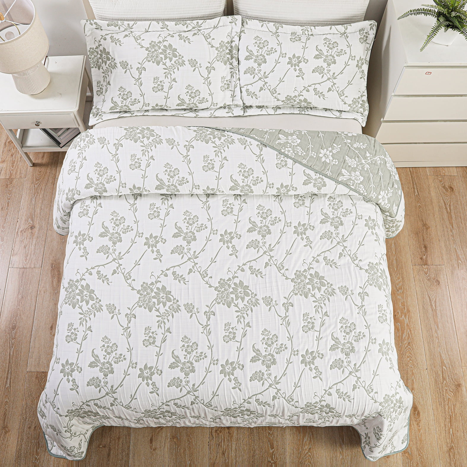 Couvre-lit brodé en jacquard Marina Decoration, parure de lit ultra douce, réversible, avec taies d'oreiller matelassées