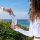 thumbnail image 2 of HydroMATE Electrolitos en polvo bajo en azúcar – 30 paquetes de hidratación instantánea de té de melocotón con vitamina C para aumentar la energía – Paquetes de electrolitos en polvo bajos en azúcar p, 2 of 5