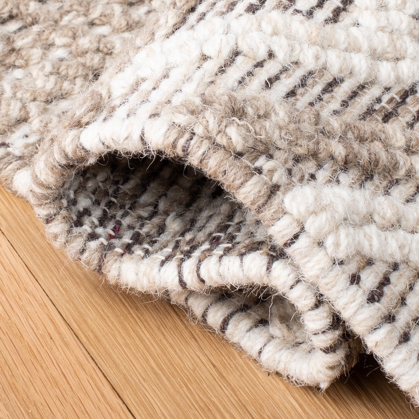 SAFAVIEH Vermont Chelsea Striped Area Rug, 4' x 6', Ivory/Grey
