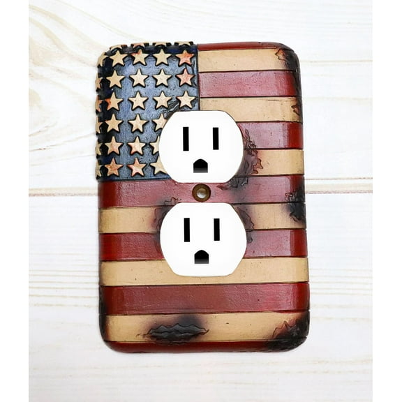 Set of 2 Rustic Patriotic USA American Flag Wall Double Receptacle Outlet Plates