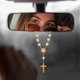 thumbnail image 2 of Rosario de coche para espejo retrovisor, 1 pieza espejo de coche colgante cruz auto rosario espejo retrovisor colgante accesorios para colgar coche decoraciones interiores para mujeres, 2 of 5