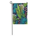 thumbnail image 1 of JSDART Coloré Tropique Jungle Tropicale sur le Bleu Foncé Vert Motif Fleur Feuillage Jardin Drapeau Décoratif Drapeau Maison Bannière 28x40 Pouces, 1 of 2