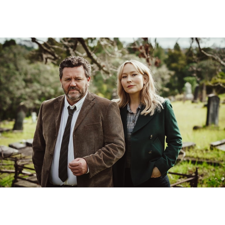 (未使用･未開封品)Brokenwood Mysteries: Series 2 [Blu-ray] [Import] Amazon.com: BROKENWOOD MYSTERIES: SERIES 2 : Neill Rea: Movies & TV
