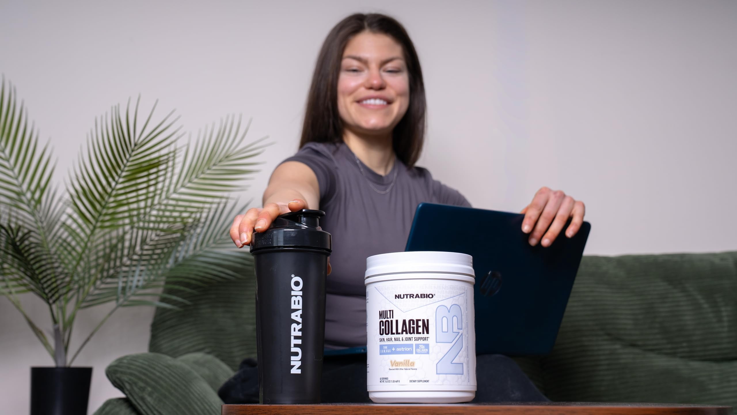 NutraBio Multi Collagen Powder- Hydrolyzed Collagen Peptides for Glowing Hair & Skin- Grass-Fed- Collagen Powder for Women and Men- 45 Servings- Vanilla
