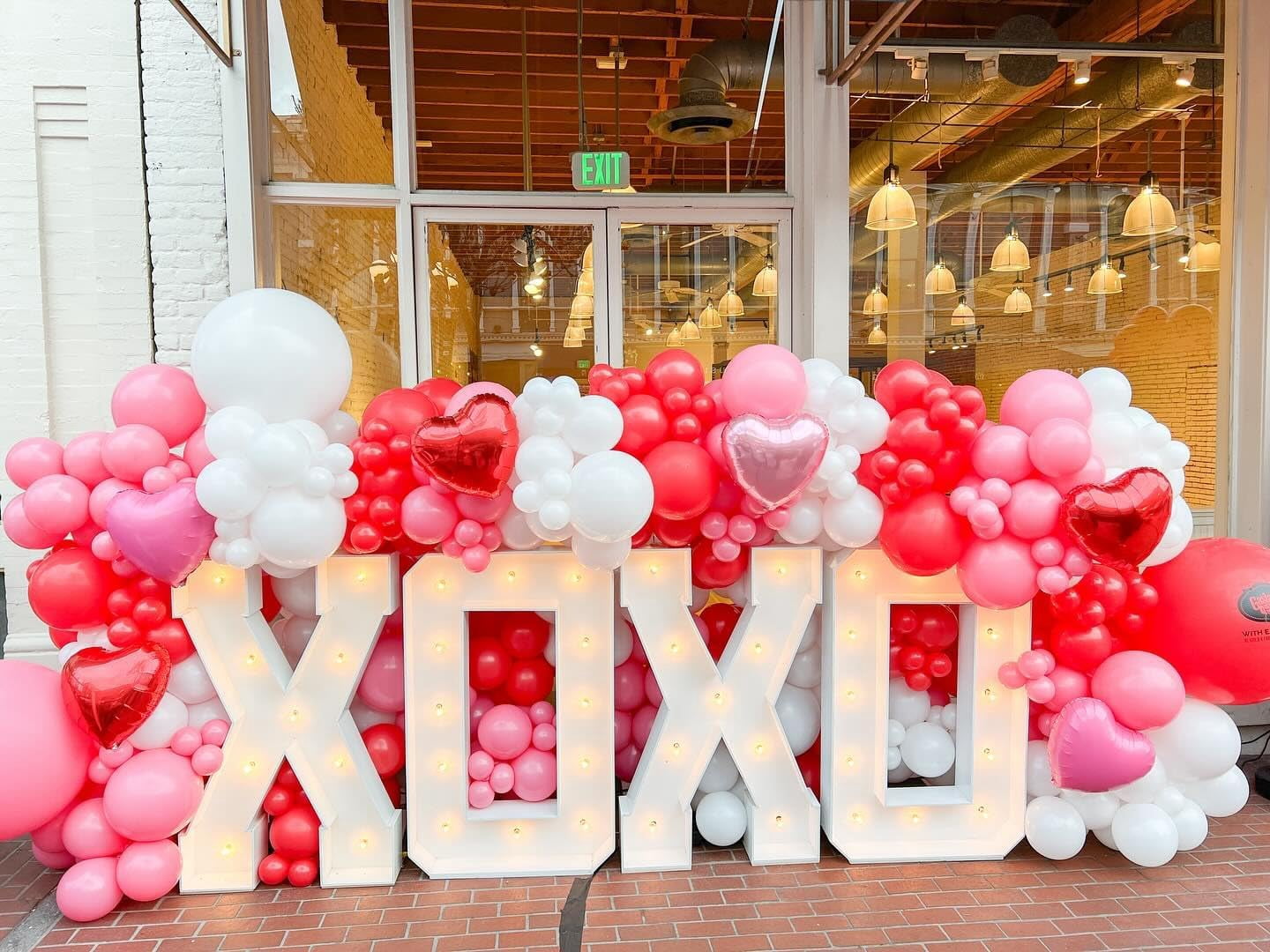 Pink Balloon Garland Arch Kit with Heart Balloons and Star Balloons for Party Decorations