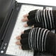 thumbnail image 4 of Guantes calefactados por USB Bling Bling medio dedo tamaño único, 4 of 10