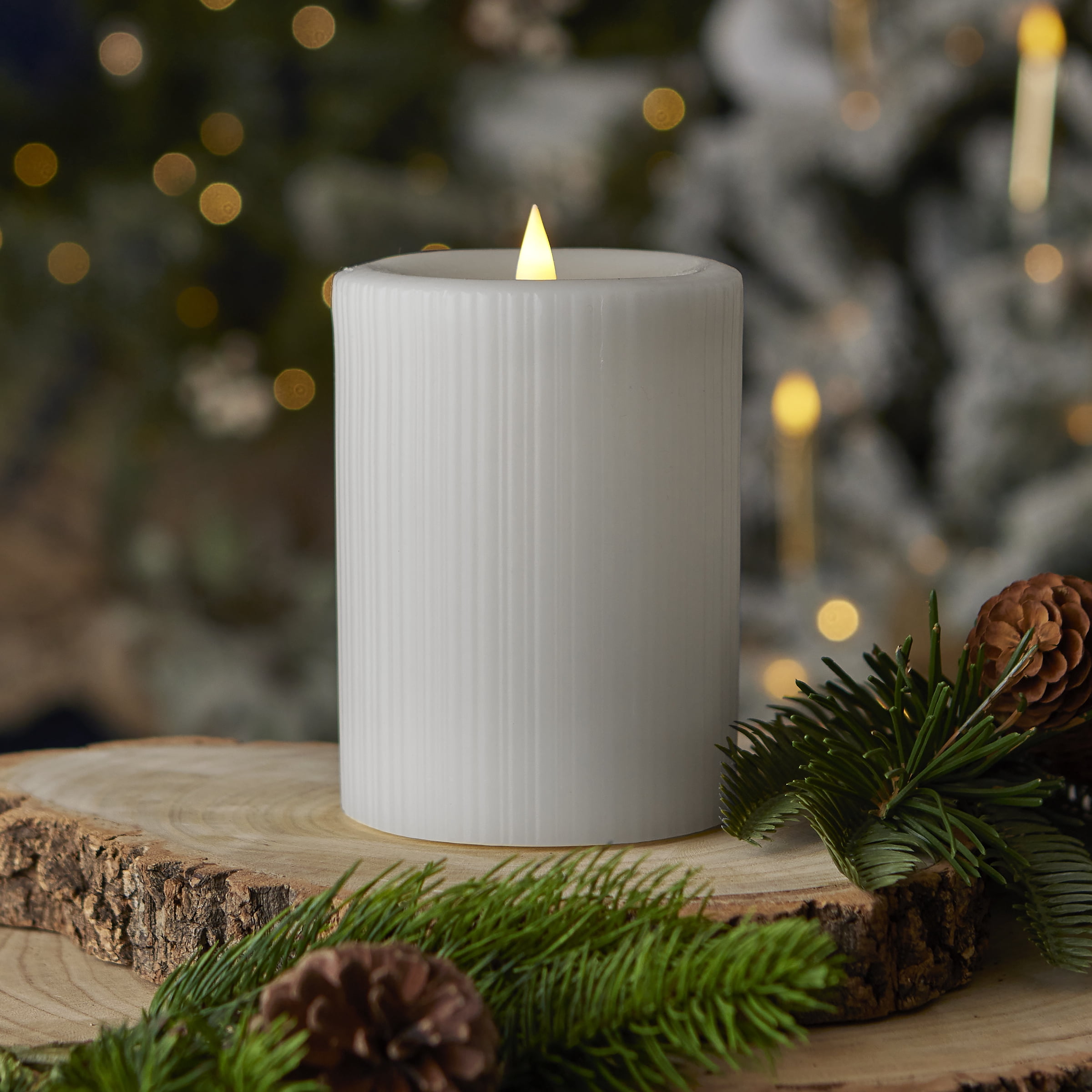 Fine Ribbed Motion Flameless Candle 4x6 White