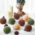 thumbnail image 5 of 12/24/36 piezas de bolas navideñas de terciopelo a granel, bolas de árbol de Navidad flocadas, adornos colgantes de plástico para árbol de Navidad, 5 of 5