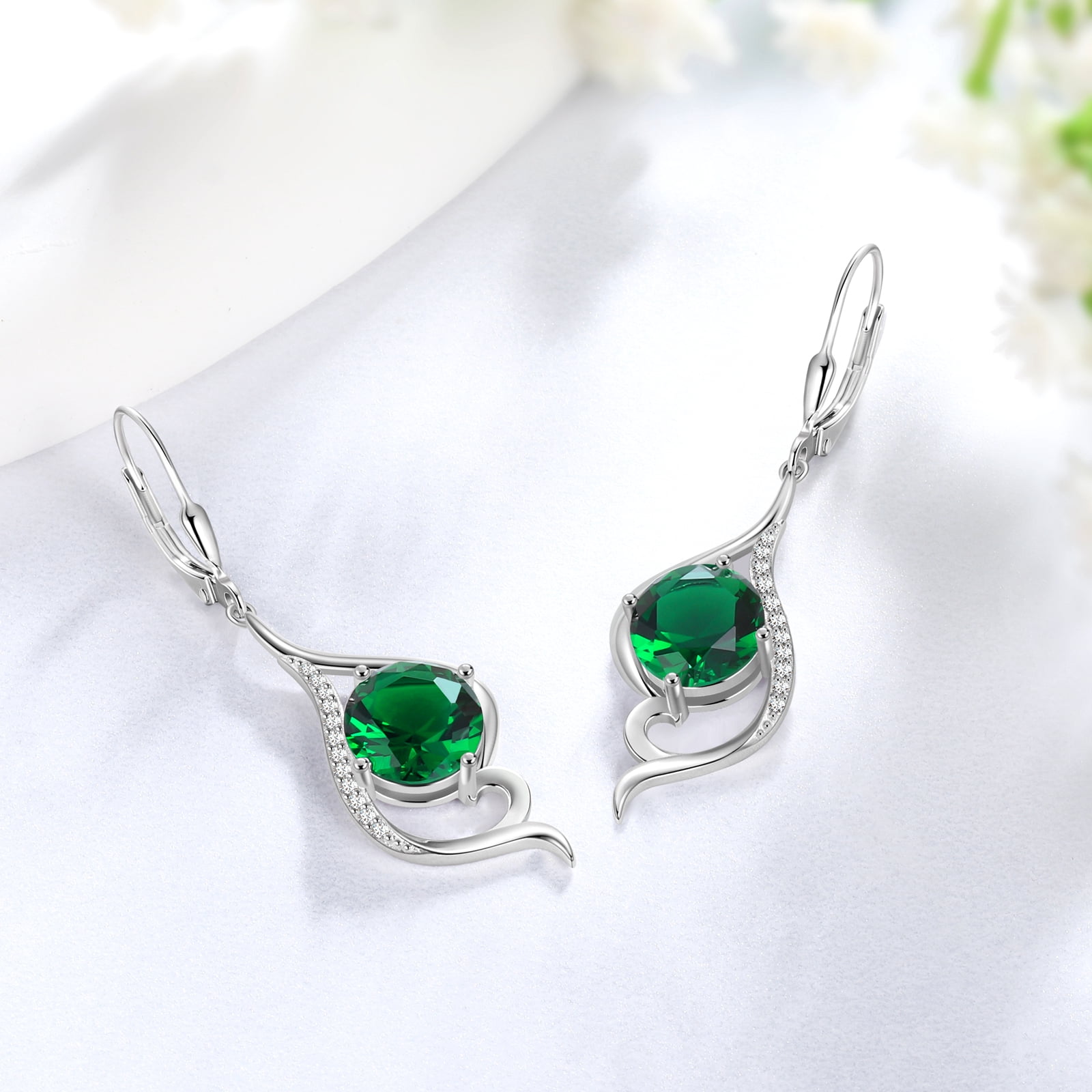 Juwaliy Women Dangle Earrings May Birthstone Earring Emerald Green 925 Sterling Silver Leverback Hanging Tail Jewelry Christmas Mother's Day Gift for Her/Mom/Grandma/Wife