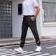 thumbnail image 4 of 1 pantalón de chándal. Negro., 4 of 5