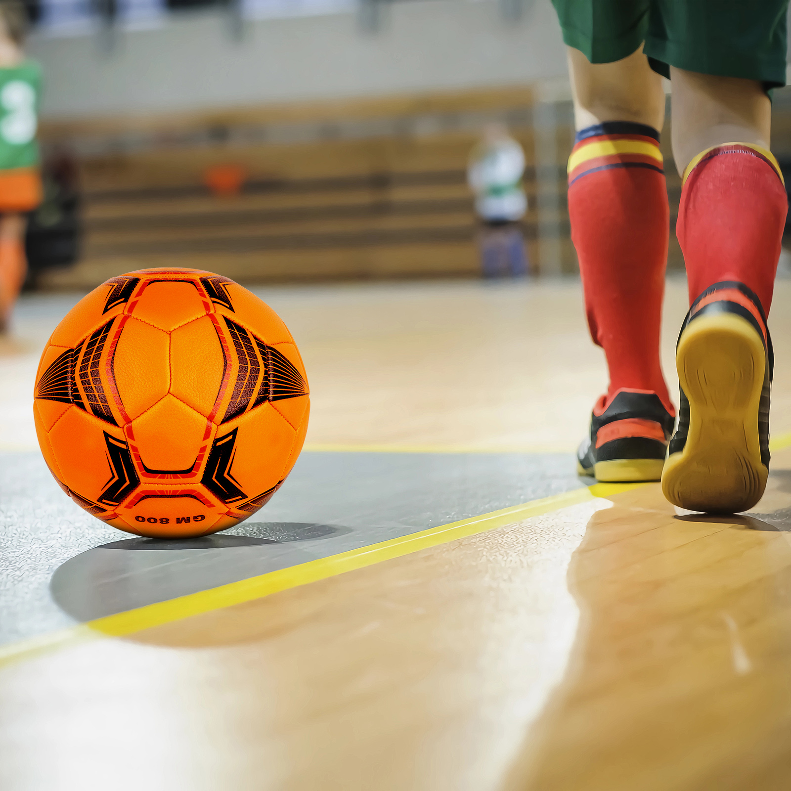 Size 4 Training Futsal Ball, Low Bounce Indoor Soccer Ball (Orange)