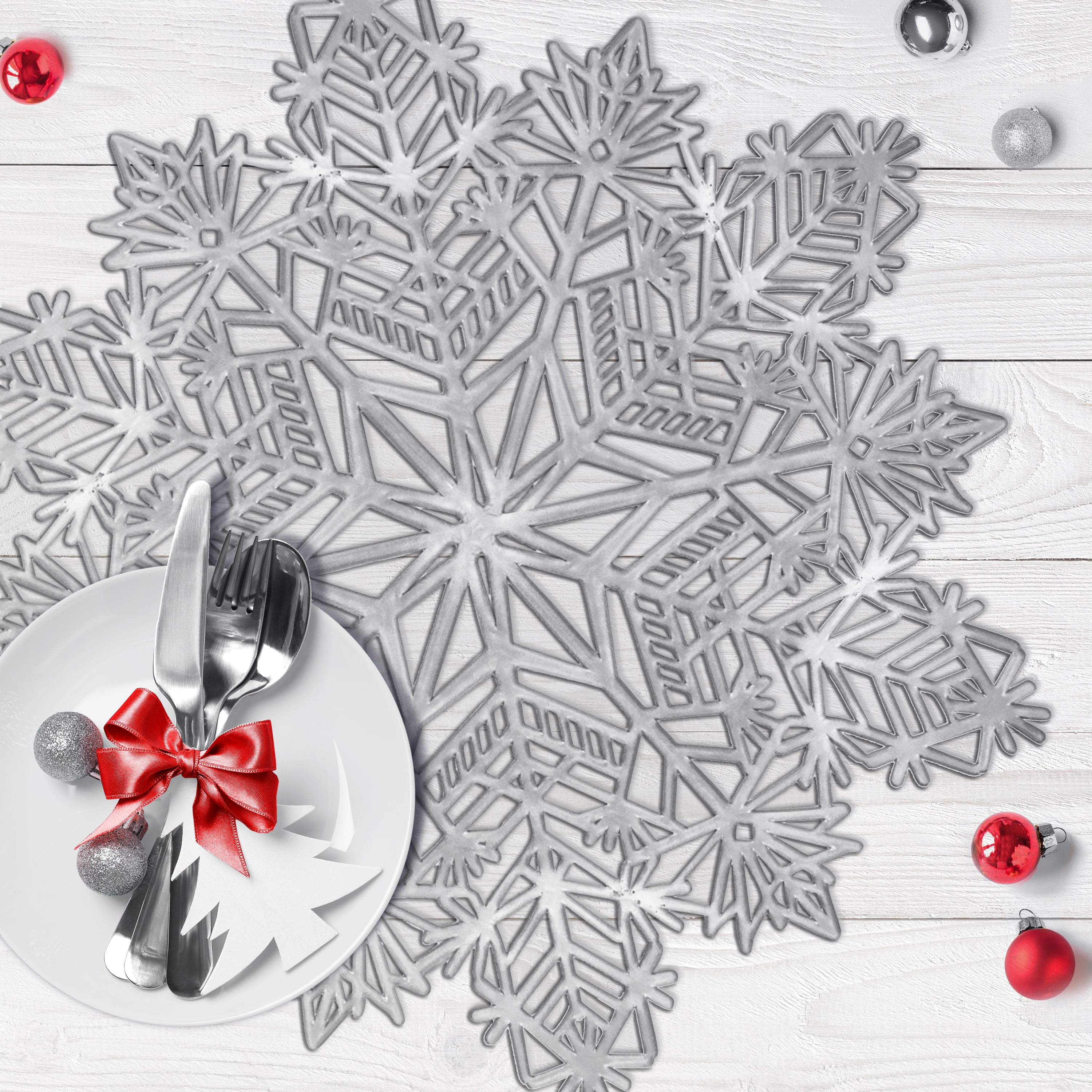 Holiday Time Snowflake placemat-Silver