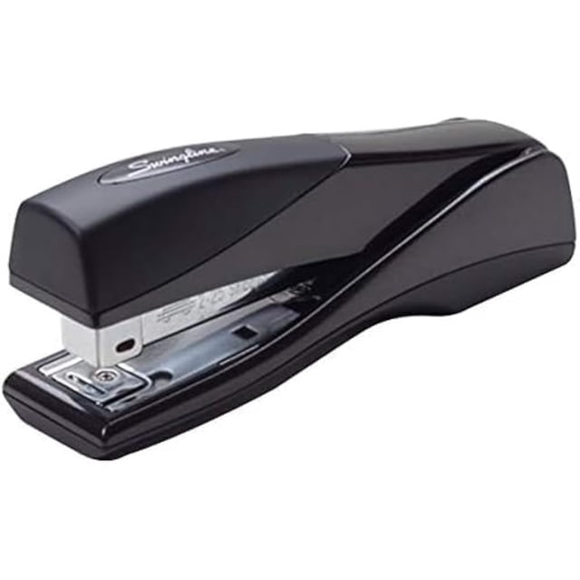 Engrapadora Swingline Optima Grip negra, sin atascos, 25 hojas
