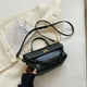 thumbnail image 5 of Nuevo bolso de mano con textura, pequeño bolso cuadrado portátil adecuado para citas, bolso de cuero PU estilo: estilo 1;, 5 of 5