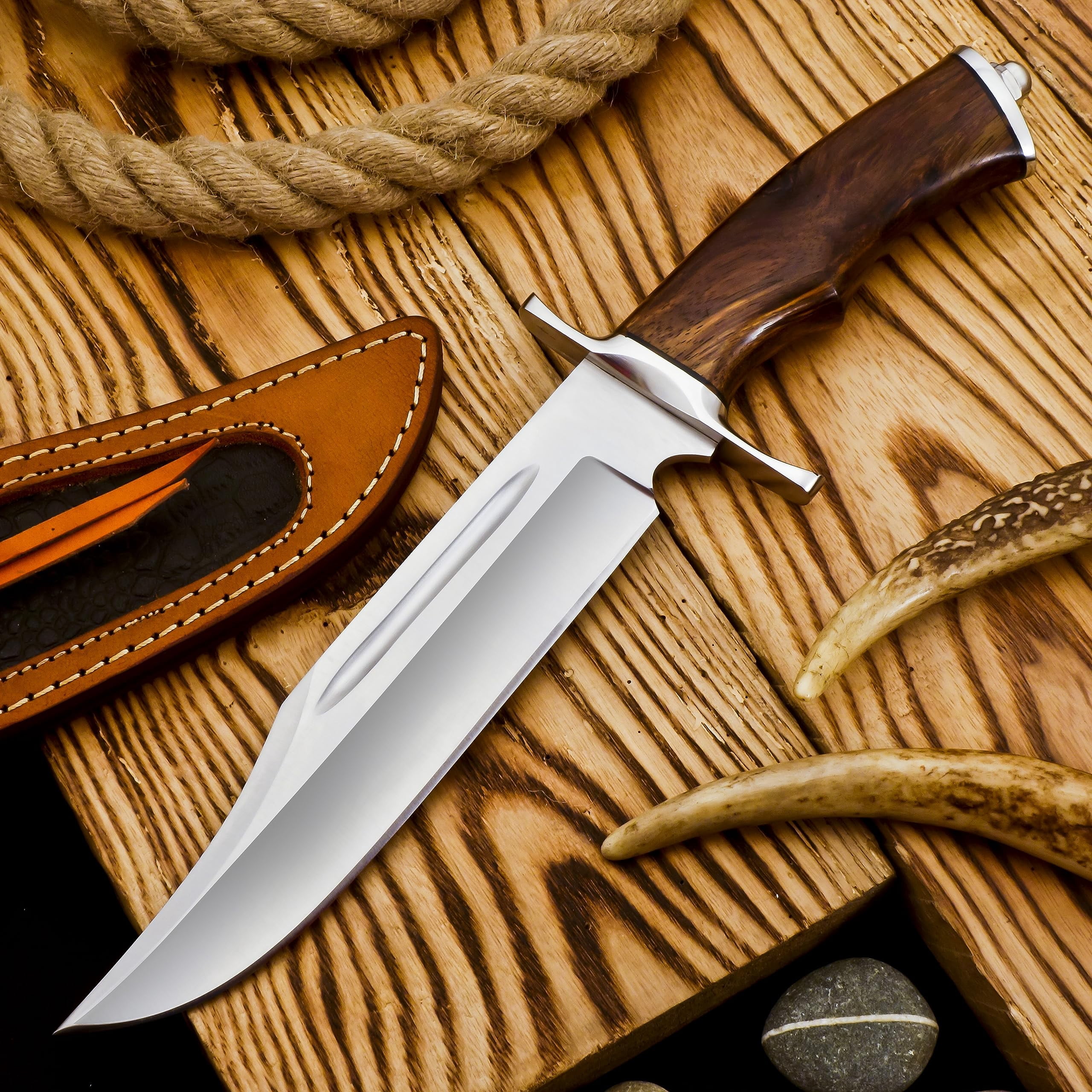 Poshland Handmade Damascus Steel Bowie Hunting Knife with Solid Perfect Grip Handle