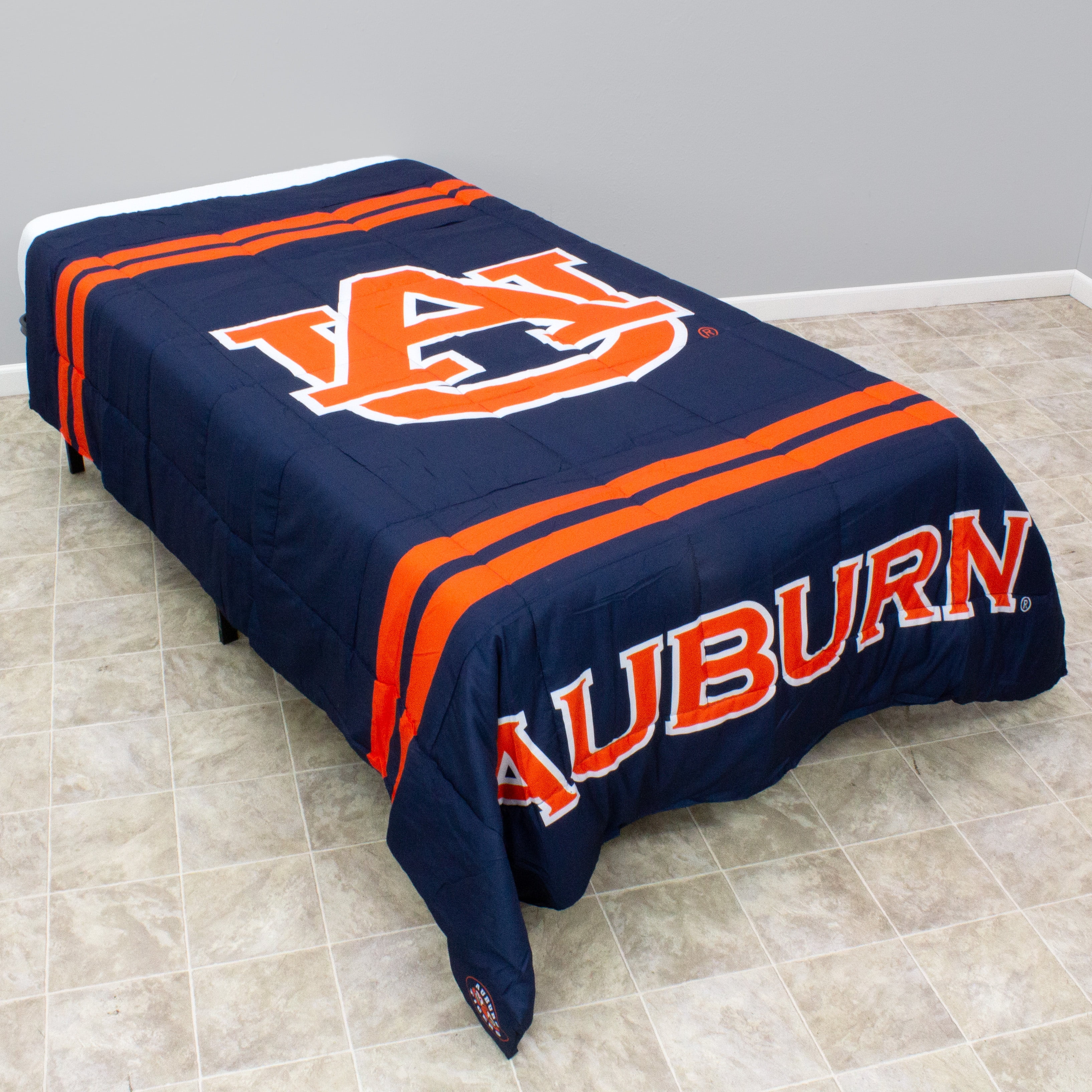 College Covers Auburn Tigers Reversible Big Logo Soft and Colorful Comforter Queen