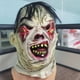 thumbnail image 3 of Máscara de zombi de látex para Halloween con pelo, tono carne y ojos inyectados en sangre, 3 of 4