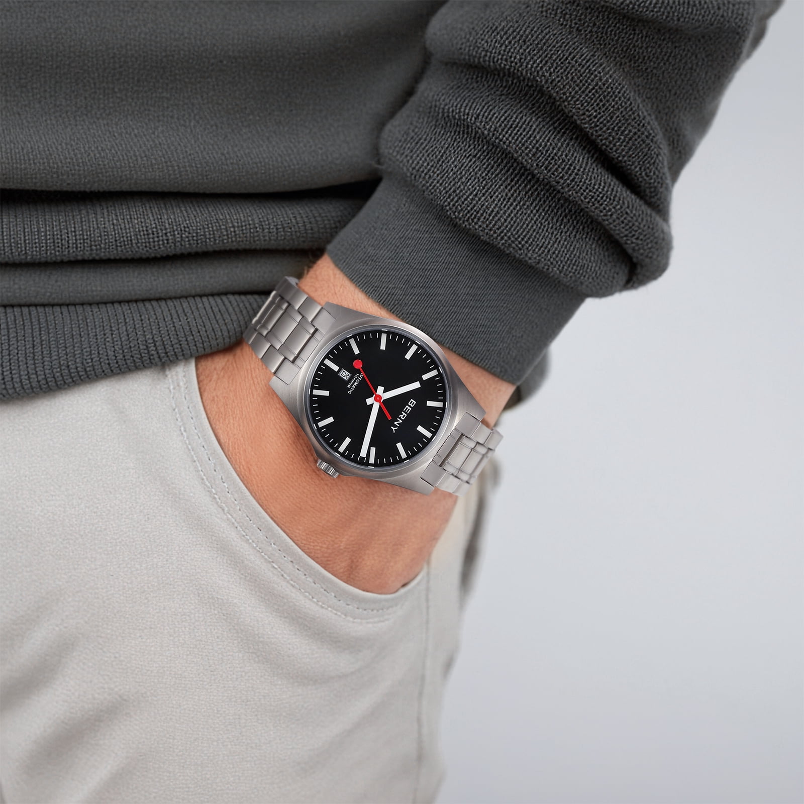 BERNY Automatic Titanium Watches for Men, Sport Casual 10ATM Waterproof Analog Mechanical Watch with Date, Super Luminous, Sapphire Crystal, Fashion Minimalist Men's Wrist Watch (Black)