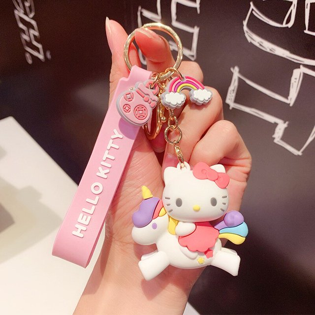 Sanrios Hellokittys Cinnamoroll My Melody Kuromi pompón Purins Kawaii Anime Peripheral Doll llavero lindo colgante de coche de dibujos animados YAOSANBAO BAO unisex