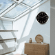 thumbnail image 4 of Reloj de pared impermeable redondo retro interior/exterior con termómetro, reloj de pared de cuarzo decoración del hogar/patio, 4 of 5