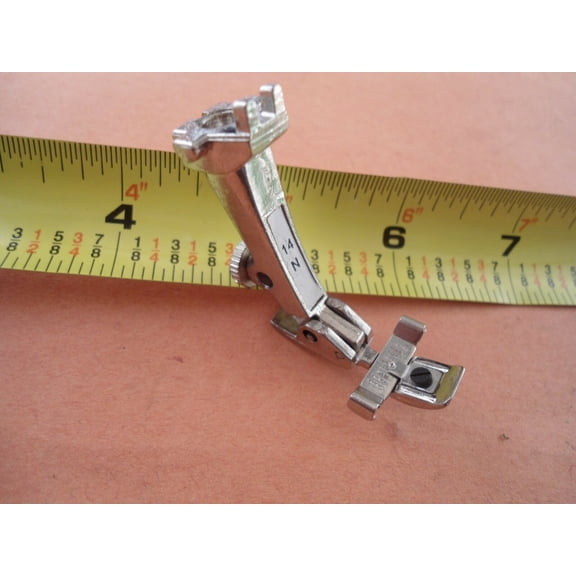 Zipper foot with guide Bernina New Style Activa Virtuosa Artista Aurora #14N