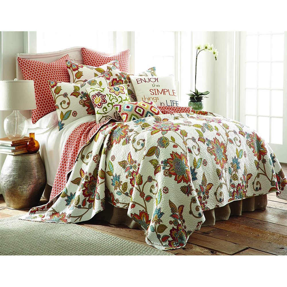 Levtex Home Clementine Quilt Set King Quilt + Two King Pillow Shams