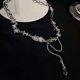 thumbnail image 4 of Diseño de cadena irregular, collar con flecos de cristal de piedra lunar, joyería de cadena para clavícula, 4 of 5