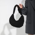 thumbnail image 3 of Bolso de mano con burbujas para mujer, bolso hobo, bolso para las axilas, bolso de hombro plisado (negro), 3 of 9