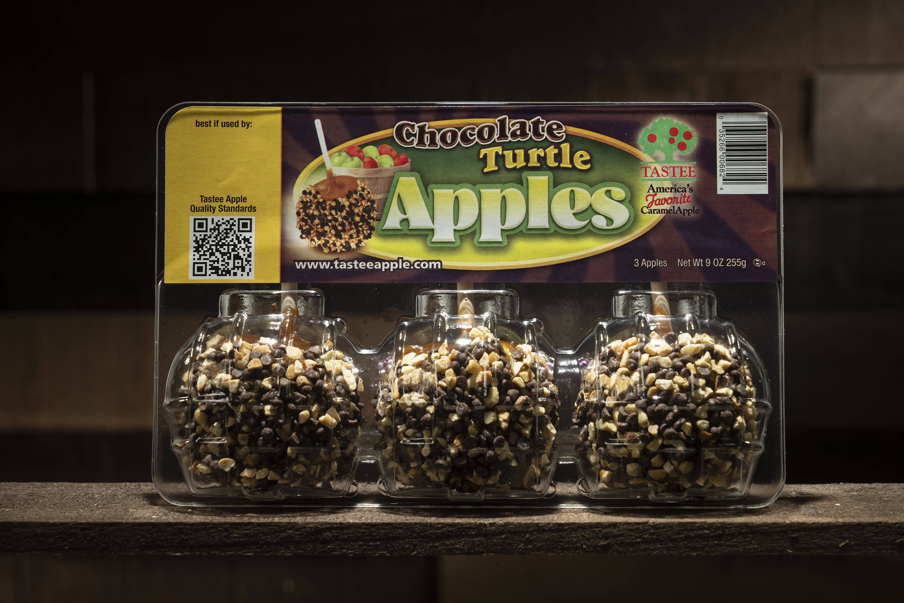 Fresh Caramel Apples with Chocolate Chips, 3 Pack