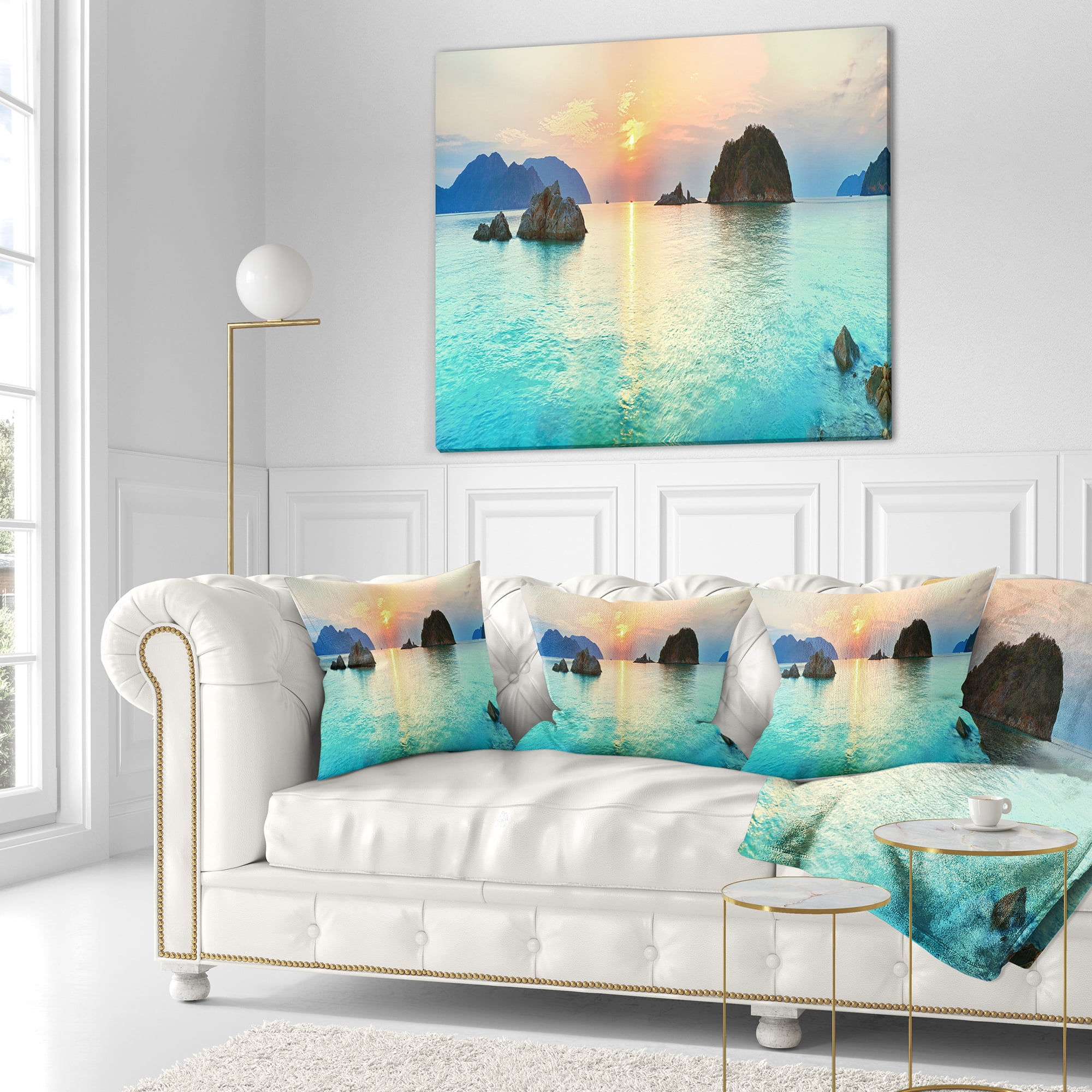 Designart Sunrise Panorama - Photography Throw Pillow - 16x16