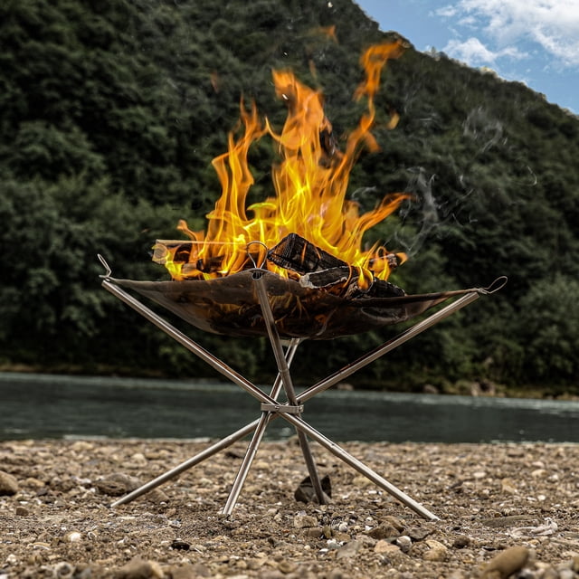 Foyer de Camping Pliable en Acier Inoxydable Moyen avec Grille de Gril - Foyer Extérieur Léger et Portable pour Feux de Camp, Barbecues et Cuisson - Résistant à la Rouille pour les Sorties de Camping et les Aventures en Plein Air