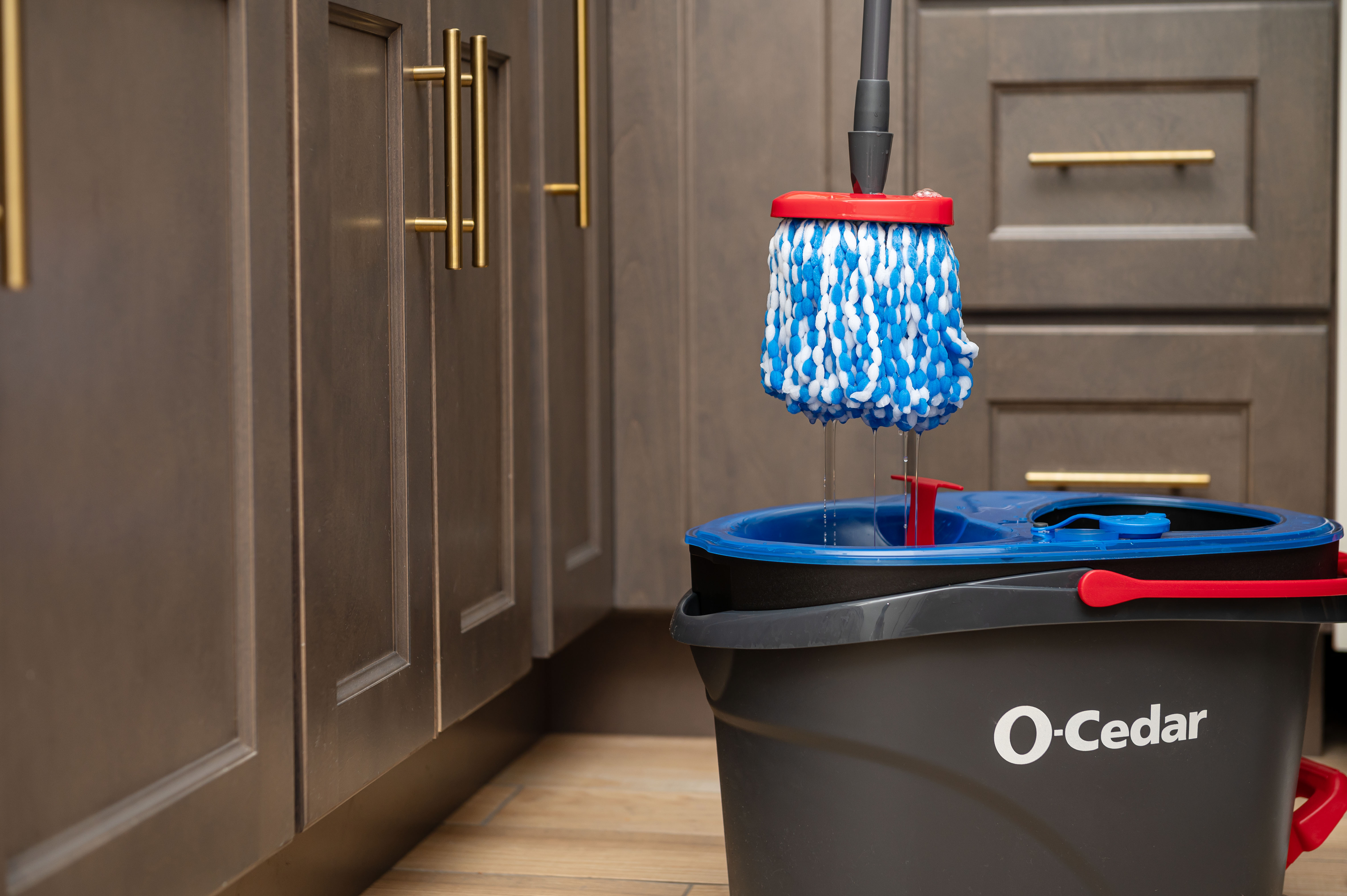 O-Cedar EasyWring RinseClean Spin Mop and Bucket System, Hands-Free System - image 13 of 25