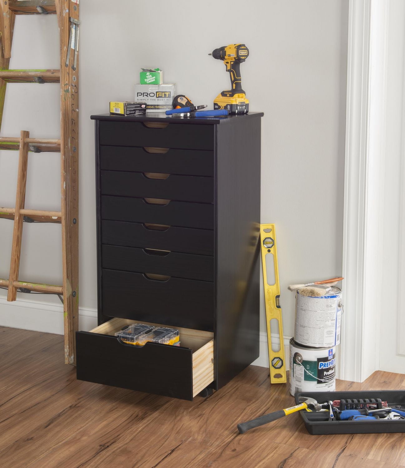 Chariot de rangement roulant Craydon à huit tiroirs, noir