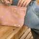 thumbnail image 2 of Caja de maquillaje con flores bordadas, bolsa de lavado portátil para regalos navideños (rosa) Sywqhk Cuidado Belleza, 2 of 8