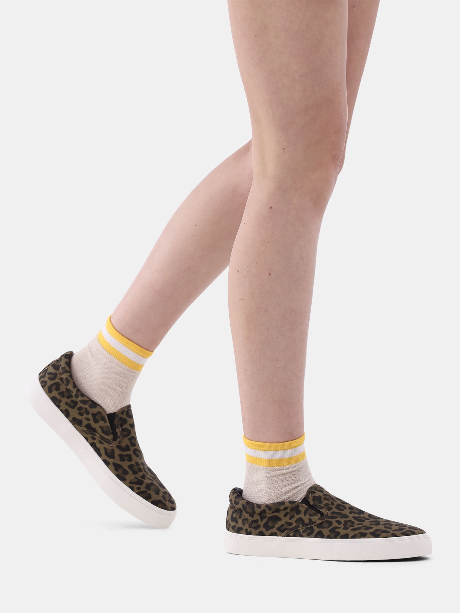 No Boundaries Womens' Twin Gore Slip On Sneakers, Sizes 6 - 11