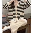 thumbnail image 1 of Pijamas de primavera y otoño para mujer, cárdigan de algodón de imitación con cuello en V, pantalones de manga larga, conjunto de ropa holgada para el hogar con dibujos animados, 1 of 6
