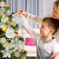thumbnail image 4 of 42/20 piezas de adornos colgantes para árbol de Navidad, muñeco de nieve, reno, Papá Noel, copos de nieve para fiesta de invierno de Año Nuevo, 4 of 5